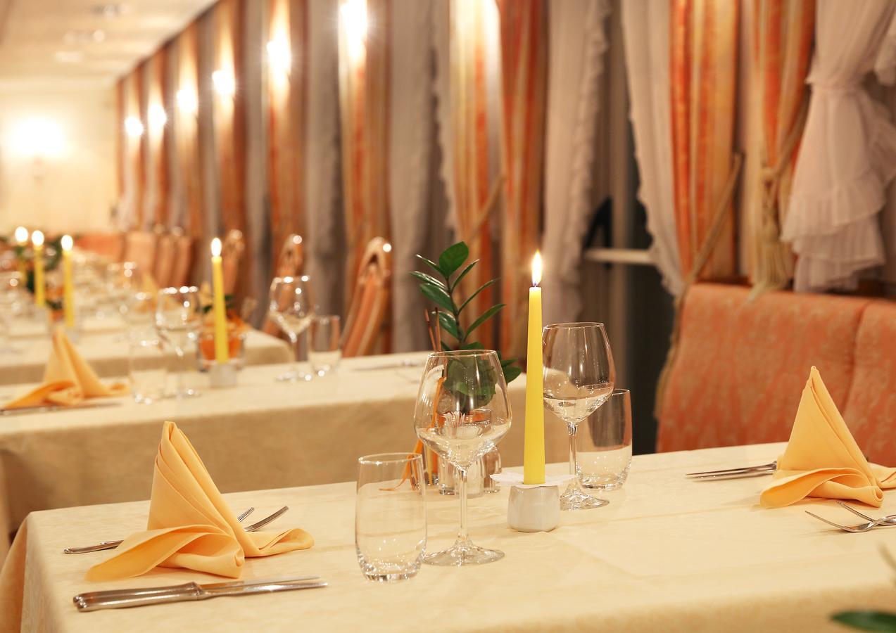 סילנדרו Hotel Maria Theresia מראה חיצוני תמונה