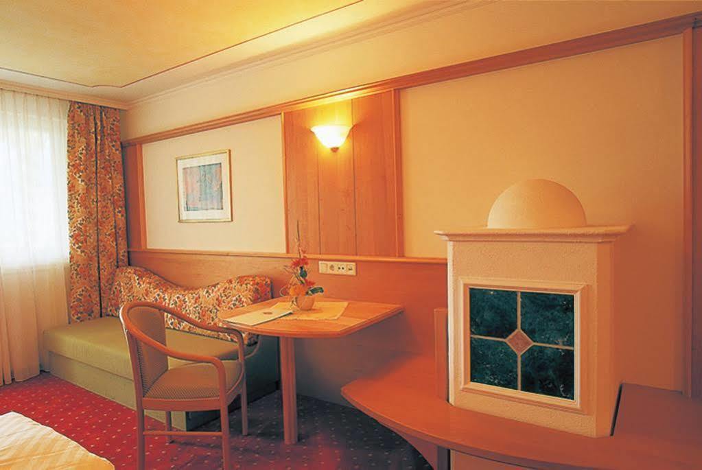 סילנדרו Hotel Maria Theresia מראה חיצוני תמונה