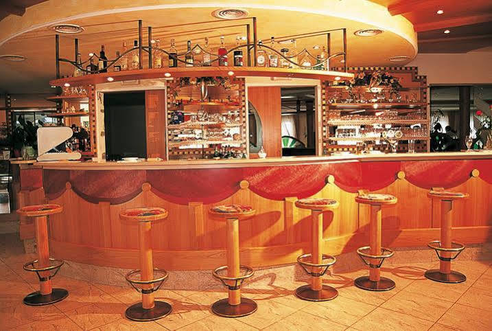 סילנדרו Hotel Maria Theresia מראה חיצוני תמונה